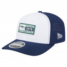 Бейсболка Seattle Seahawks New Era White/College Navy Established Patch 9SEVENTY