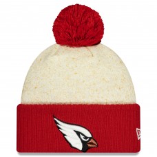 Шапка с помпоном Arizona Cardinals New Era Natural/Cardinal 2025 Rivalries Collection Sideline