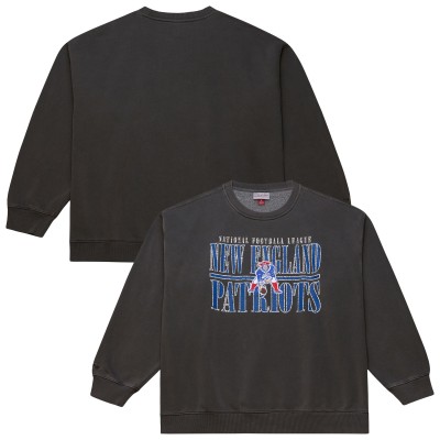 New England Patriots Mitchell & Ness Black Downtown Crew Vintage Logo Sweatshirt
