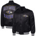 Куртка Baltimore Ravens G-III Sports by Carl Banks Black Adaptive Team Graphic Satin Full-Snap Varsity Куртка Baltimore Ravens G-III Sports by Carl Banks Black Adaptive Team Graphic Satin Full-Snap Varsity