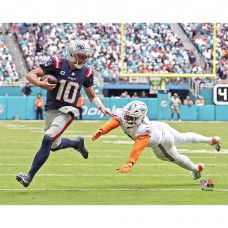 Drake Maye New England Patriots Unsigned Fanatics Authentic 2025 Week 2 Scramble Touchdown Photograph