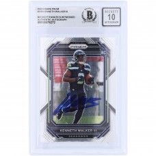 Kenneth Walker III Seattle Seahawks Autographed 2022 Panini Prizm #318 Beckett Fanatics Witnessed Authenticated 10 Rookie Card