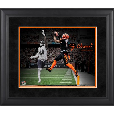JaMarr Chase Cincinnati Bengals Facsimile Signature Fanatics Authentic Framed 11 x 14 Spotlight Photograph