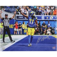 Davante Adams Los Angeles Rams Autographed Fanatics Authentic 16 x 20 Touchdown Celebration Photograph