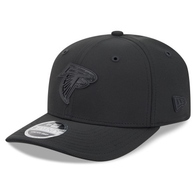 Бейсболка Atlanta Falcons New Era Black 2026 Sideline 9SEVENTY