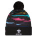 Шапка с помпоном New Orleans Saints New Era 2026 NFL Crucial Catch Cuffed - Black