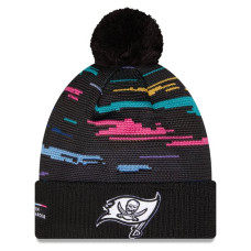 Шапка с помпоном Tampa Bay Buccaneers New Era 2026 NFL Crucial Catch Cuffed - Black