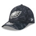 Бейсболка Philadelphia Eagles New Era 2026 Salute To Service 39THIRTY M-Crown Stretch - Black
