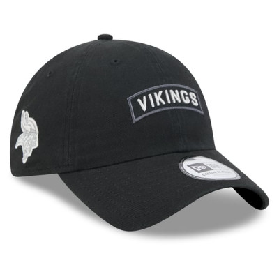Бейсболка Minnesota Vikings New Era 2026 Salute To Service Casual Classic - Black