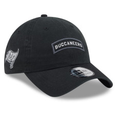 Бейсболка Tampa Bay Buccaneers New Era 2026 Salute To Service Casual Classic - Black