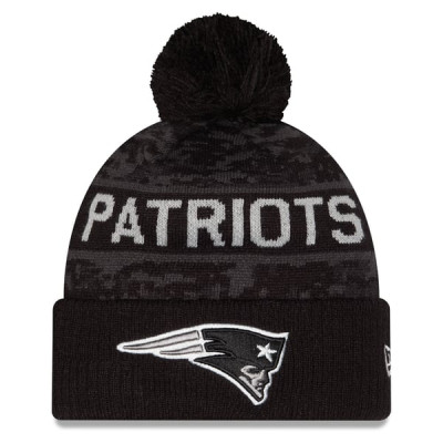 Шапка с помпоном New England Patriots New Era 2026 Salute To Service Cuffed - Black
