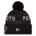 Шапка с помпоном New England Patriots New Era 2026 Salute To Service Cuffed - Black