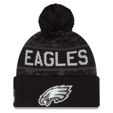 Шапка с помпоном Philadelphia Eagles New Era 2026 Salute To Service Cuffed - Black Шапка с помпоном Philadelphia Eagles New Era 2026 Salute To Service Cuffed - Black