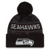 Шапка с помпоном Seattle Seahawks New Era 2026 Salute To Service Cuffed - Black Шапка с помпоном Seattle Seahawks New Era 2026 Salute To Service Cuffed - Black