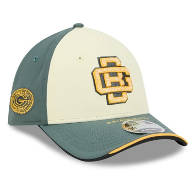 Бейсболка Green Bay Packers New Era 2026 Rivalries Collection 39THIRTY M-Crown Stretch - Cream