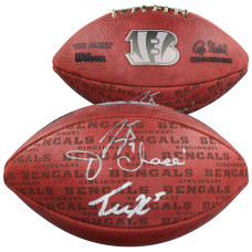 Joe Burrow, Ja'Marr Chase & Tee Higgins Cincinnati Bengals Autographed Fanatics Authentic Duke Showcase Football Joe Burrow, Ja'Marr Chase & Tee Higgins Cincinnati Bengals Autographed Fanatics Authentic Duke Showcase Football