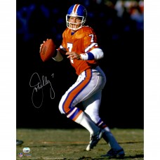 Autographed Denver Broncos John Elway Fanatics Authentic 16 x 20 Throwback Jersey Dropback Photograph