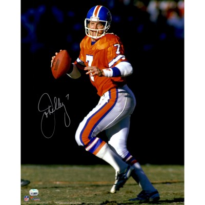 Autographed Denver Broncos John Elway Fanatics Authentic 16 x 20 Throwback Jersey Dropback Photograph