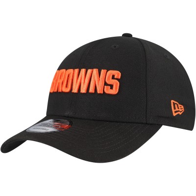 Cleveland Browns New Era Black Throwback Logo Momentum 9FORTY Adjustable Snapback Hat