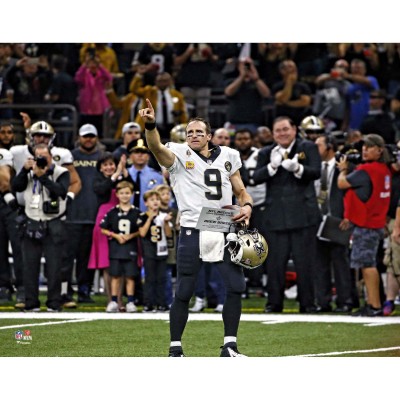 Unsigned New Orleans Saints Drew Brees Fanatics Authentic NFL Career Passing Record Game Photograph