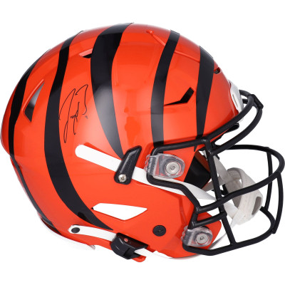 Autographed Cincinnati Bengals Joe Burrow Fanatics Authentic Riddell Speed Flex Authentic Helmet