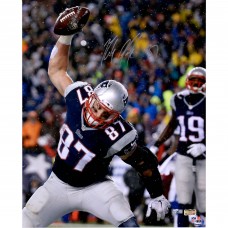 Autographed New England Patriots Rob Gronkowski Fanatics Authentic 16 x 20 Spike Touchdown Celebration Close Photograph Autographed New England Patriots Rob Gronkowski Fanatics Authentic 16 x 20 Spike Touchdown Celebration Close Photograph