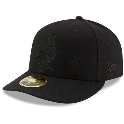 Бейсболка Tampa Bay Buccaneers New Era Alternate Logo Black on Black Low Profile 59FIFTY II - Black