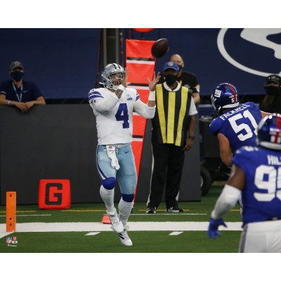Unsigned Dallas Cowboys Dak Prescott Fanatics Authentic Catching Touchdown Pass Photograph