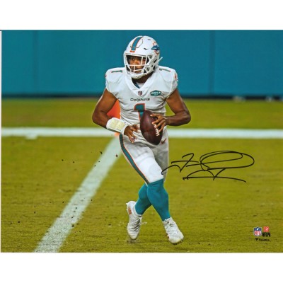Autographed Miami Dolphins Tua Tagovailoa Fanatics Authentic 8 x 10 White Jersey Rolling Out Photograph
