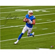 Autographed Los Angeles Chargers Justin Herbert Fanatics Authentic 16 x 20 Looking to Pass Photograph