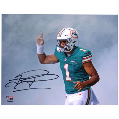 Autographed Miami Dolphins Tua Tagovailoa Fanatics Authentic 8 x 10 Player Introduction Photograph
