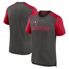 Футболка Tampa Bay Buccaneers Nike Color Block Team Name - Heathered Pewter/Heathered Red