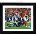 Фото с автографом Cincinnati Bengals Ja'Marr Chase Fanatics Authentic 8 x 10 Breaking Tackle