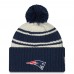 Шапка с помпоном New England Patriots New Era 2022 Sideline Sport - Cream/Navy
