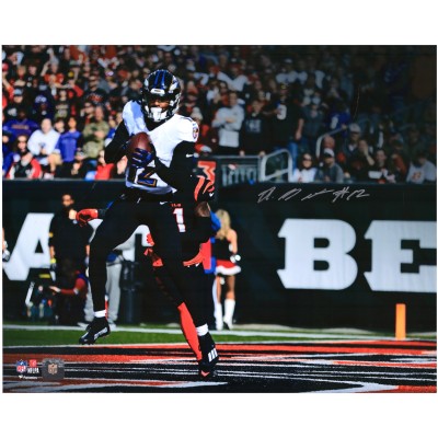 Rashod Bateman Baltimore Ravens Autographed 16 x 20 Touchdown vs. Bengals Photograph