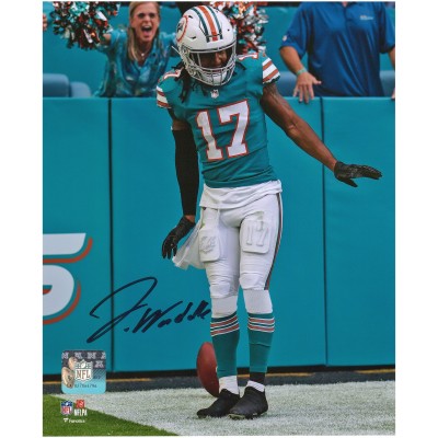 Autographed Miami Dolphins Jaylen Waddle Fanatics Authentic 8 x 10 Aqua Waddle Celebration Photograph