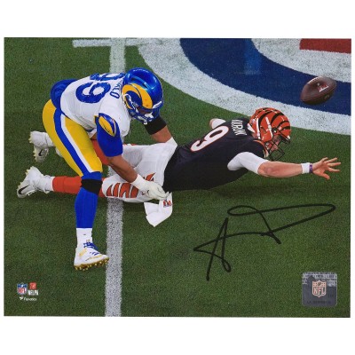 Aaron Donald Los Angeles Rams Fanatics Authentic Autographed 8 x 10 Super Bowl LVI Champions Sack Photograph