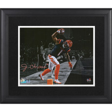 Фото с автографом Cincinnati Bengals Ja'Marr Chase Fanatics Authentic Framed 11 x 14 Touchdown Spike Spotlight