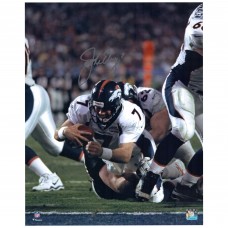 Autographed Denver Broncos John Elway Fanatics Authentic 16 x 20 Diving Photograph