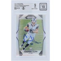 Los Angeles Rams Autographed 2017 Panini Prizm #203 Beckett Fanatics Witnessed Authenticated 9/10 Rookie Card